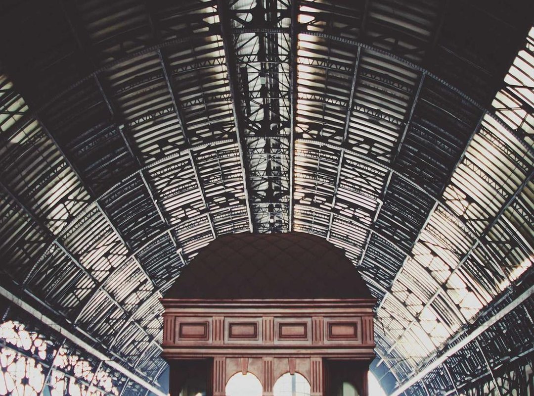 Anatomy of the Pinup Look: Hair, Makeup, and Fashion